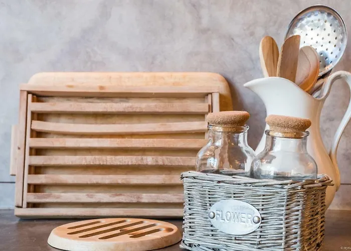 Varenne Exclusive Walls View With Parking * Λούκα